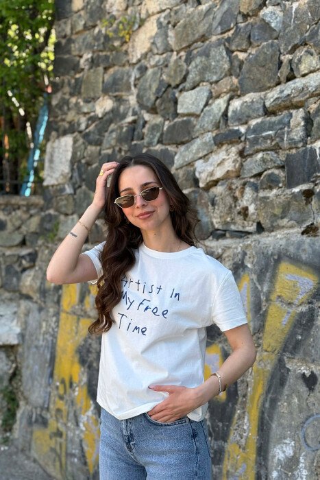 ONE COLOR WRITTINGS WOMAN T-SHIRT WHITE-E BARDHE - KLAUDIO FASHION