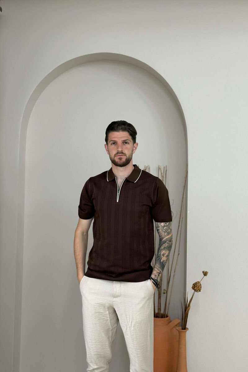ONE COLOR ZIPPER NECK MEN T-SHIRT BROWN/KAFE - 1