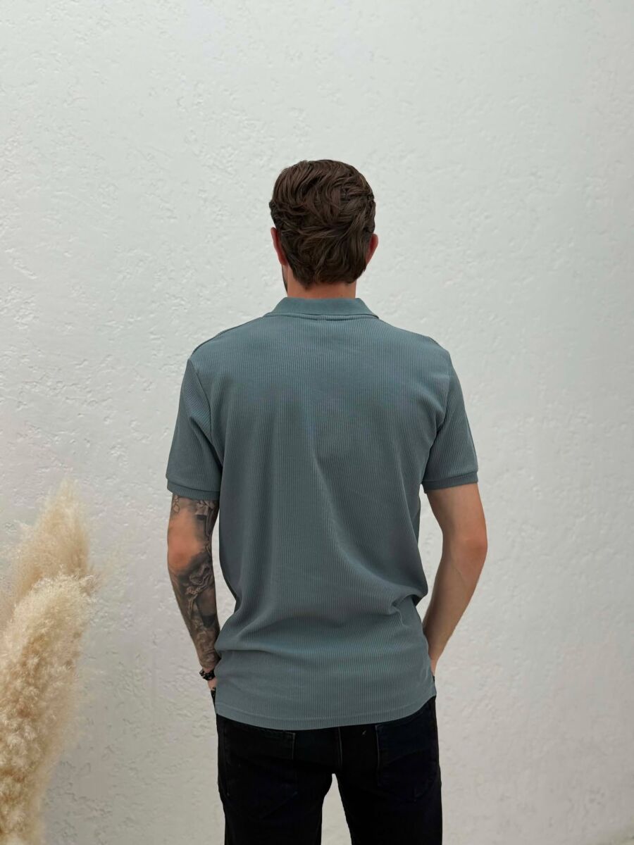 ONE COLOR ZIPPER NECK MEN T-SHIRT DARK GREY/GEE - 2