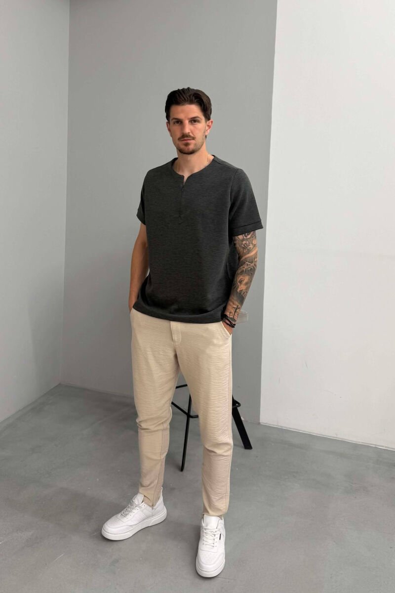 ONE COLOR ZIPPER NECK MEN T-SHIRT DARK GREY/GEE - 3