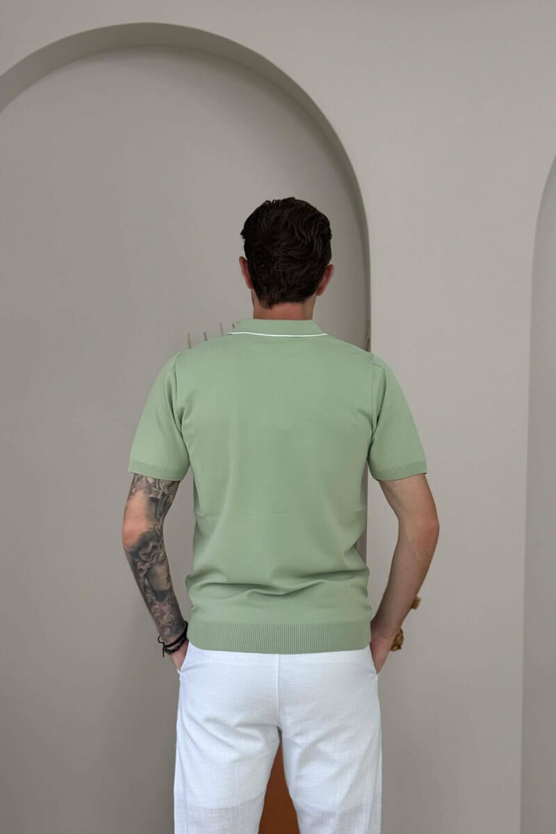 ONE COLOR ZIPPER NECK MEN T-SHIRT MINT/MENTE - 3