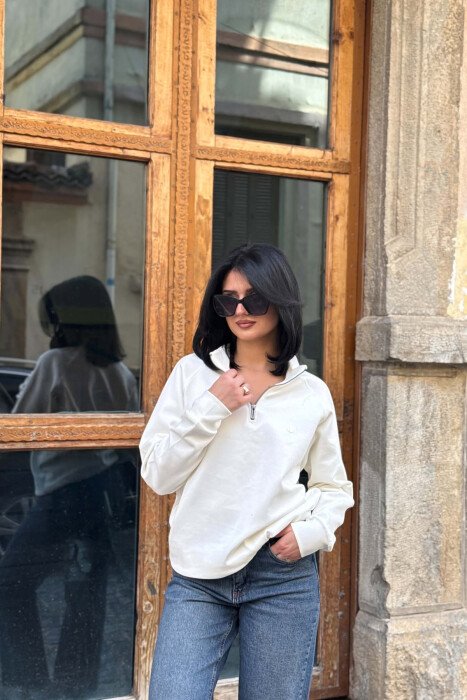 ONE COLOR ZIPPER NECK WOMAN SWEATSHIRT WHITE-E BARDHE - KLAUDIO FASHION