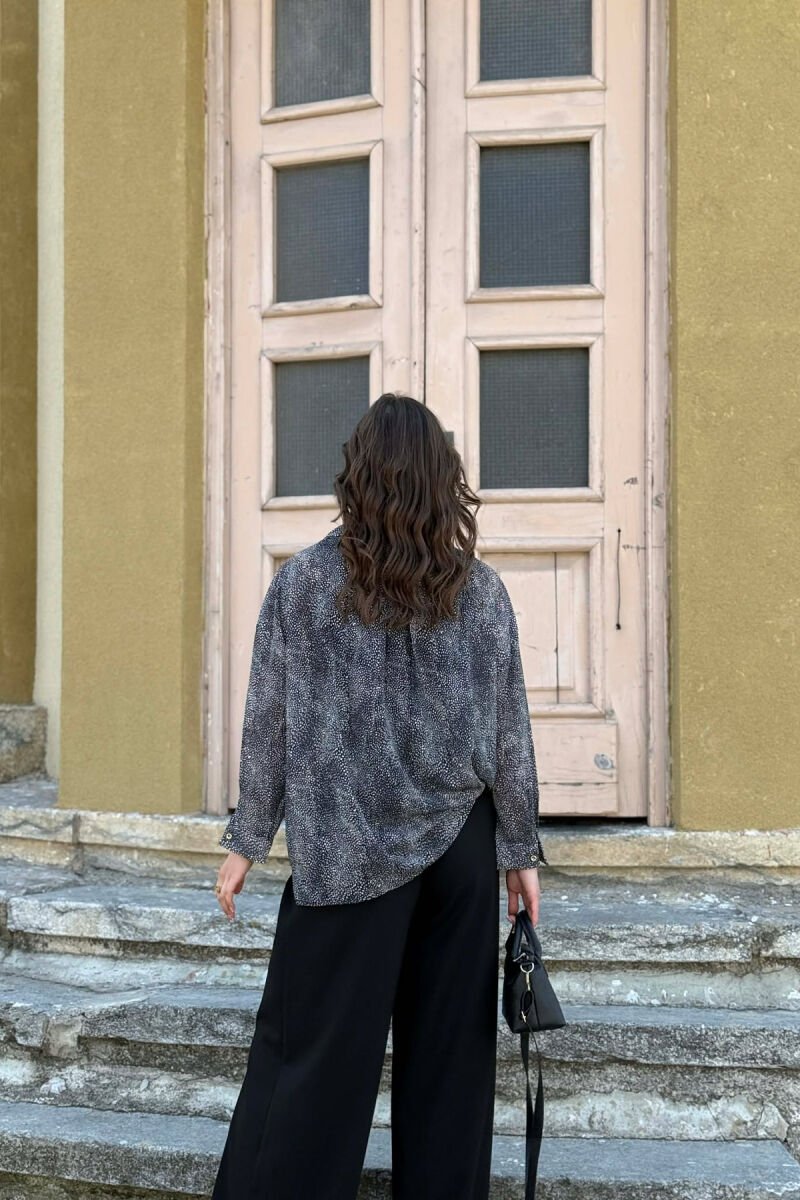 ONE FRONT POCKET GOLD BUTTONS WOMAN SHIRT BLACK/ E ZEZE - 2