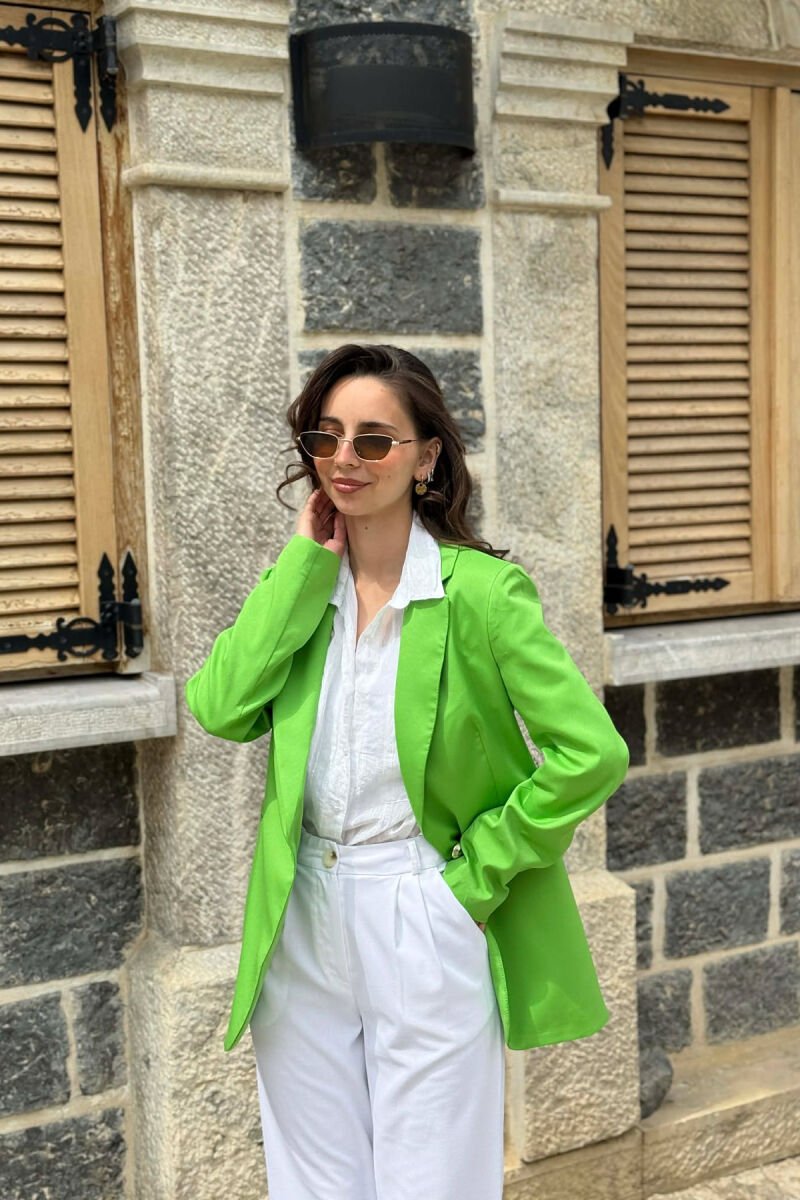 ONE GOLD BUTTON CLASSIC WOMAN JACKET PISTACHIO - 1