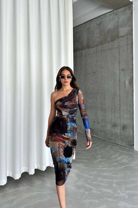 FUSTAN ME NJE SUP TE ZBULUAR PER FEMRA SHUMENGJYRESH - KLAUDIO FASHION