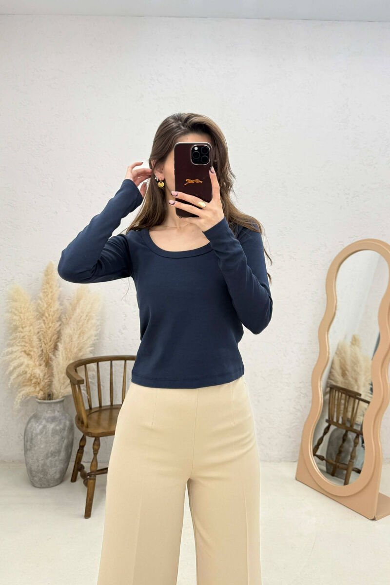 ONE COLOR SIMPLE WOMAN SWEATSHIRT DARK BLUE/BEE - 1