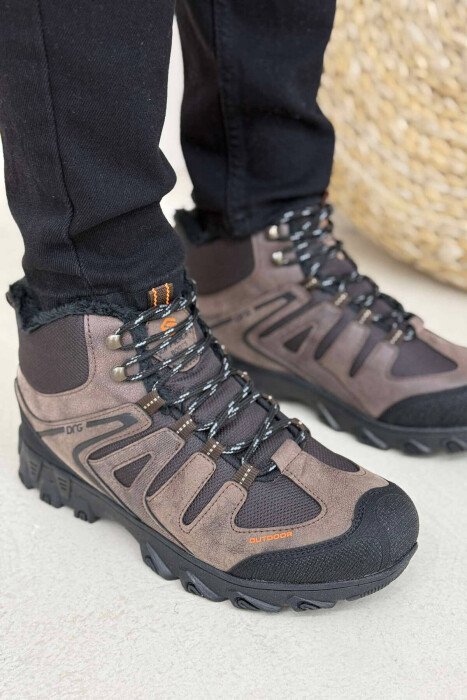 OUTDOOR TRAIL FLUFFY LACING MEN SNEAKERS DARK BROWN/KAE - KLAUDIO FASHION