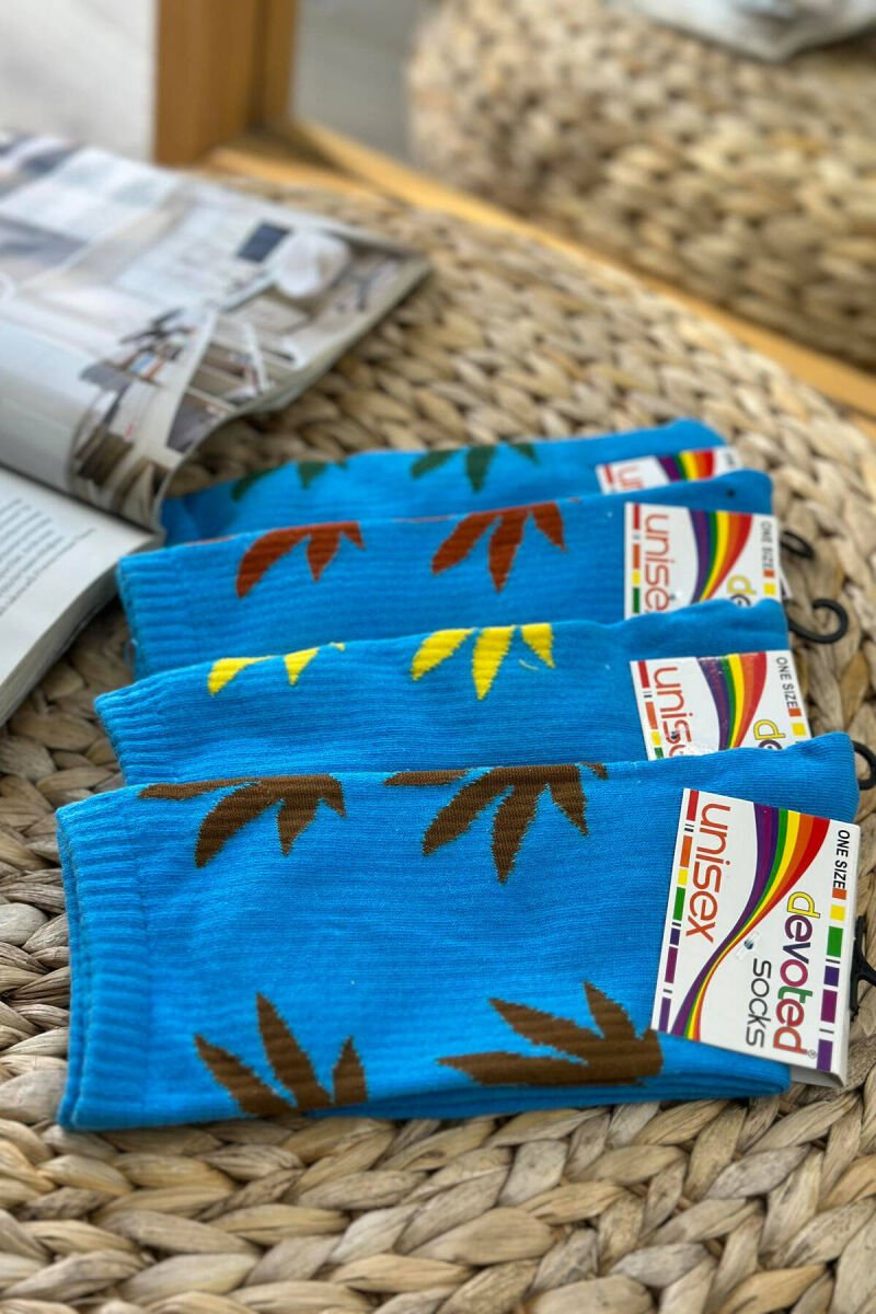 PAKETË ME KATËR PALË ÇORAPE UNISEX NË NGJYRËN BLU - 1
