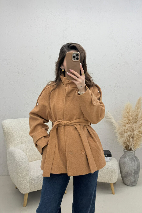 ONE COLOR BUTTONED WOMAN COAT WITH BELT LIGHT BROWN/KAZB 