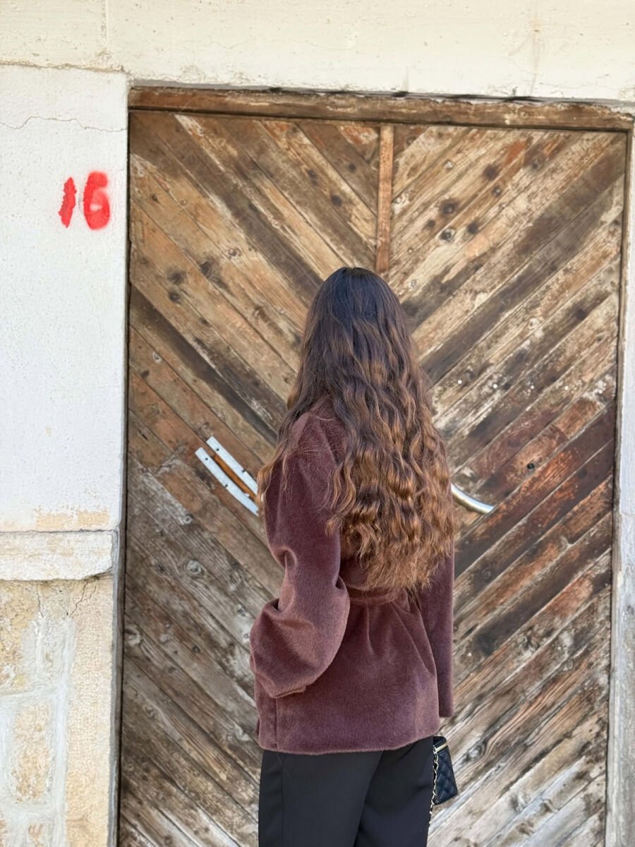 PALLTO NJE NGJYRESHE ME SHKELQIM ME LIDHESE NE BEL PER FEMRA NE NGJYRE KAFE - 6