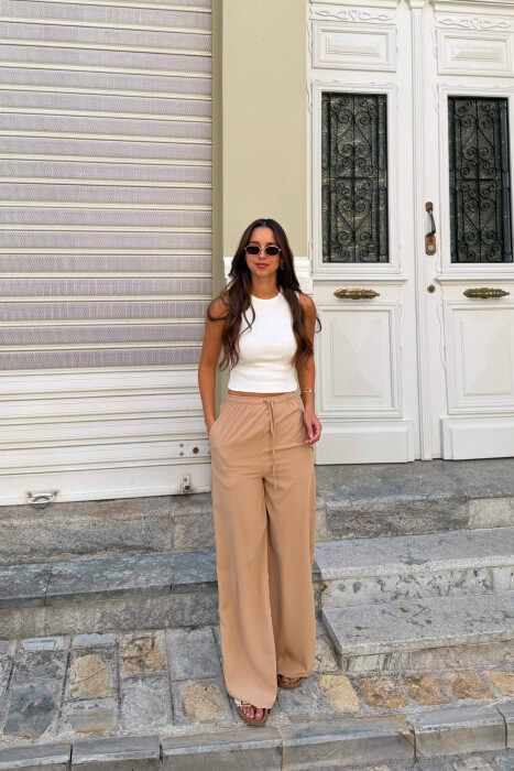 PANTALLONA NJE NGJYRESHE ME BEL ELASTIK PER FEMRA NE NGJYRE BEZHE - KLAUDIO FASHION