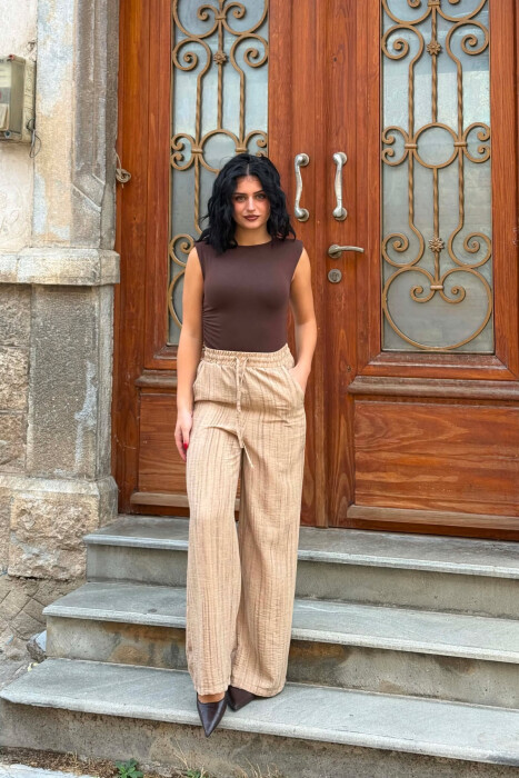PANTALLONA ME BEL ELASTIK PER FEMRA NE NGJYRE KAFE TE ZBARDHUR - KLAUDIO FASHION
