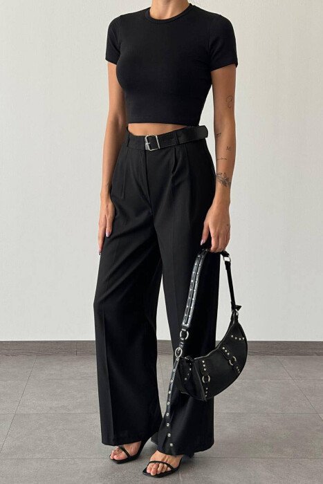 PANTALLONA ME DETAJIN E RRIPIT PËR FEMRA NË NGJYRËN E ZEZË - KLAUDIO FASHION