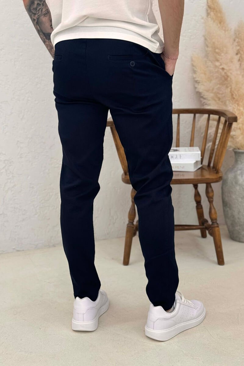 PANTALLONA NJE NGJYRESHE ME LIDHESE TEK BELI PER MESHKUJ NE NGJYRE BLU - 4