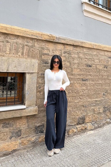 PANTALLONA NJE NGJYRESHE TE GJERA ME BEL ELASTIK PER FEMRA NE NGJYRE BLU - KLAUDIO FASHION