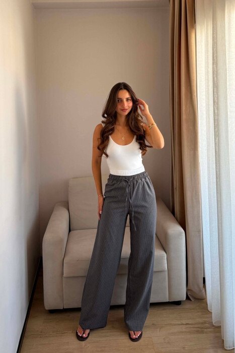 PANTALLONA TE GJERA PER FEMRA NE NGJYRE GRI - KLAUDIO FASHION