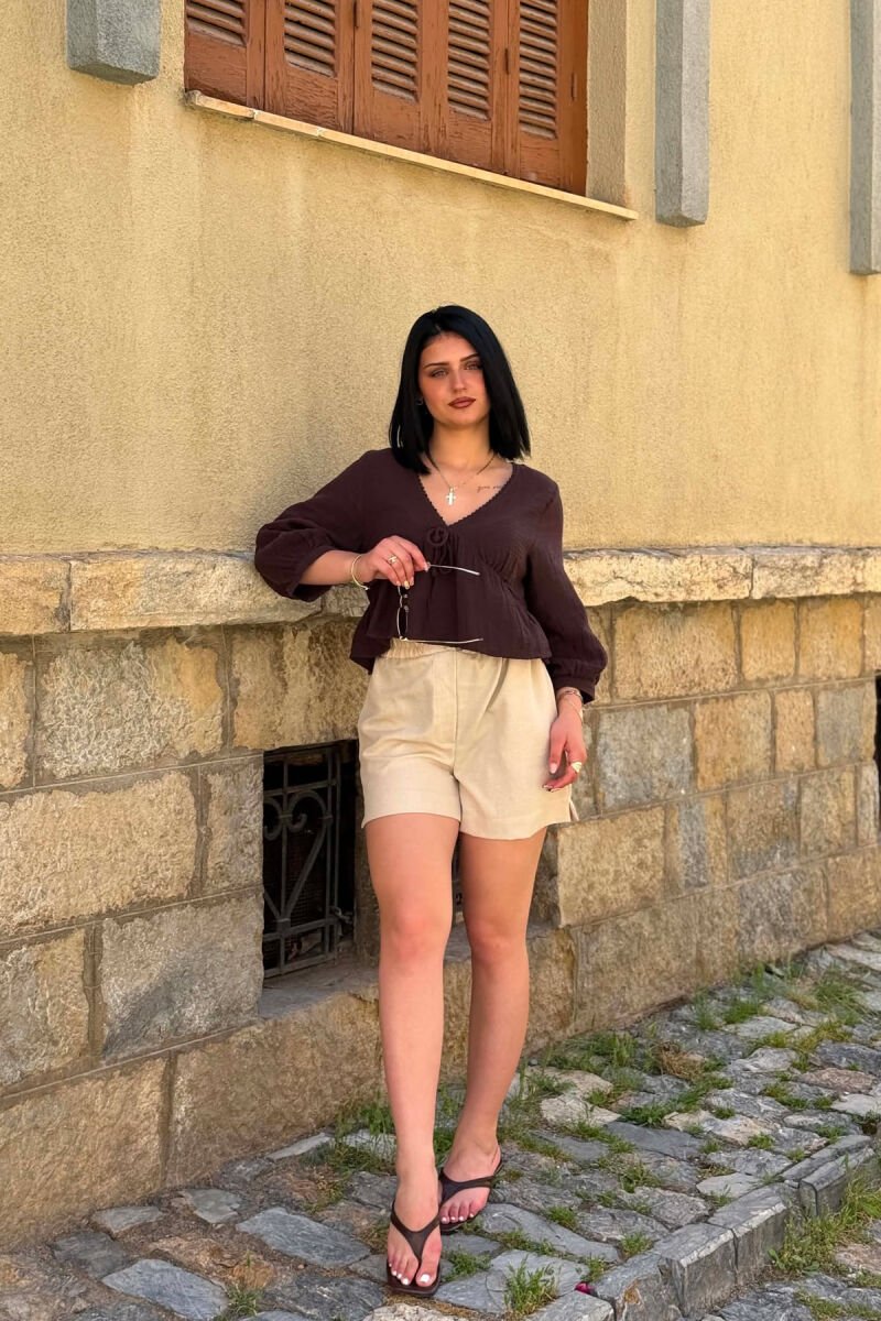 PANTALLONA TE SHKURTRA ME BEL ELASTIK PER FEMRA NE NGJYRE BEZHE - 3