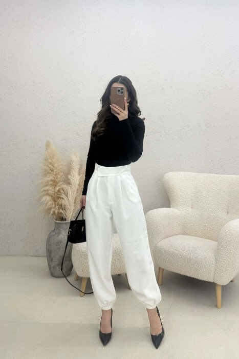 PANTALLONA TE THJESHTA NJE NGJYRESHE PER FEMRA NE NGJYRE TE BARDHE - KLAUDIO FASHION