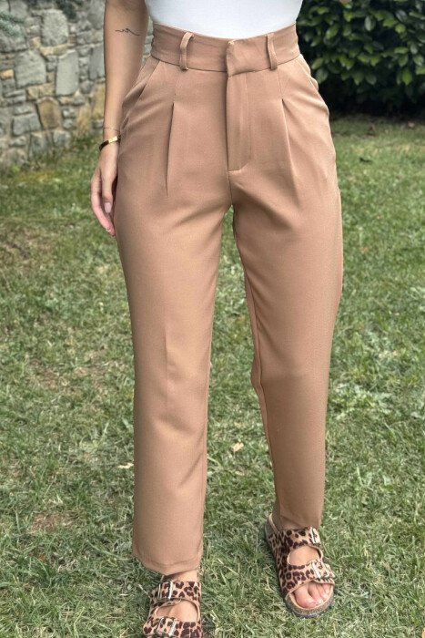 PANTALLONA TË THJESHTA NJË NGJYRËSHE PËR FEMRA NË NGJYRËN KAFE E ZBARDHUR - 7