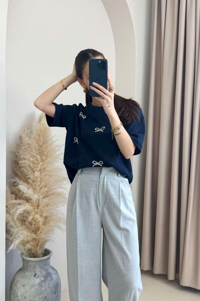 PEARL RIBBON DETAILS SIMPLE WOMEN T-SHIRT DARK BLUE/BEE - 4
