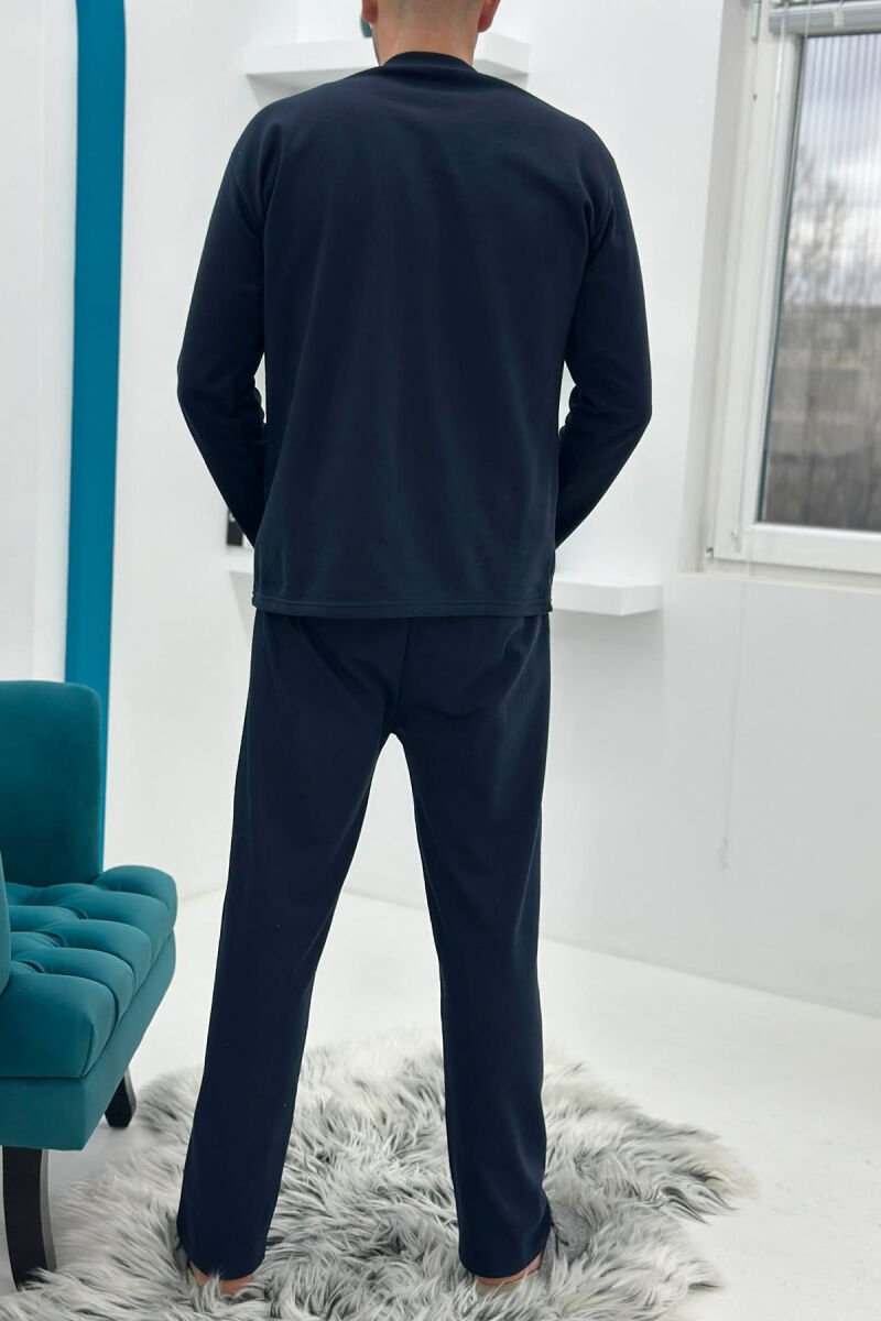 PIZHAME BLUZE ME JAKE ME BUTONA + TUTA PER MESHKUJ NE NGJYRE BLU TE ERRET - 2