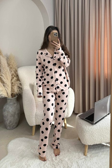 PIZHAME KËMISHË ME DIZAJN TE THJESHTE ME PIKA+TUTA PËR FEMRA NË NGJYRE PUDER - 2