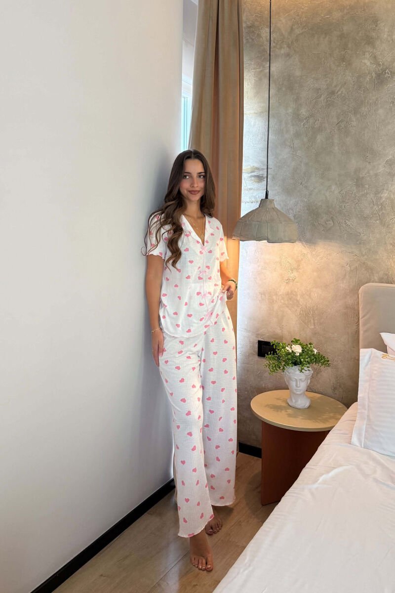 PIZHAME ME DIZJAN ME ZEMRA KEMISHE + TUTA PER FEMRA NE NGJYRE TE BARDHE ME ROZE - 2