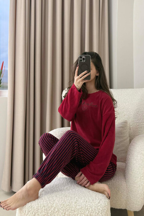 PIZHAME ME SHKRIME PËR FEMRA NË NGJYRËN VISHNJË - KLAUDIO FASHION