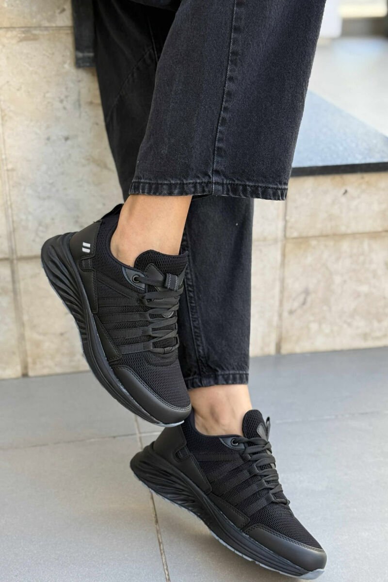 PLATFORM SIMPLE WOMEN SNEAKERS BLACK/ E ZEZE - 1