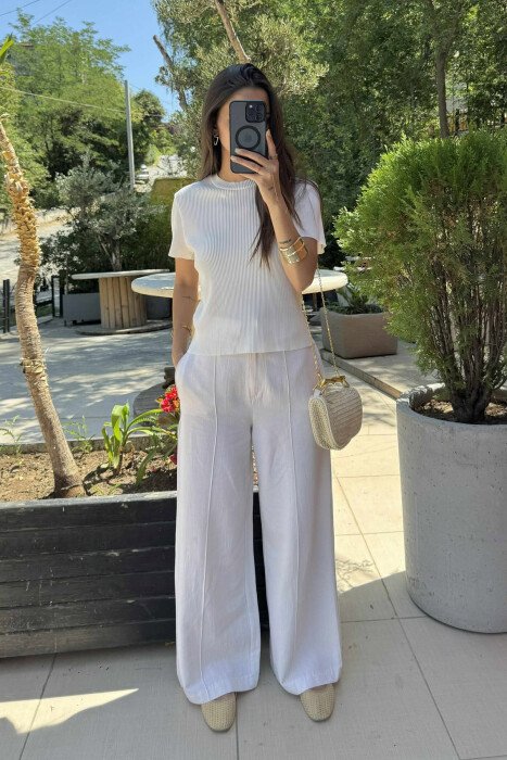 PLEATED DESIGN ONE COLOR ROUND NECK WOMEN T-SHIRT WHITE-E BARDHE 