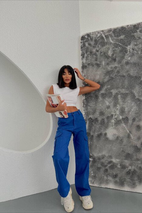 POCKET ONE COLOR WOMAN CARGO JEANS BLUE/BLU - KLAUDIO FASHION