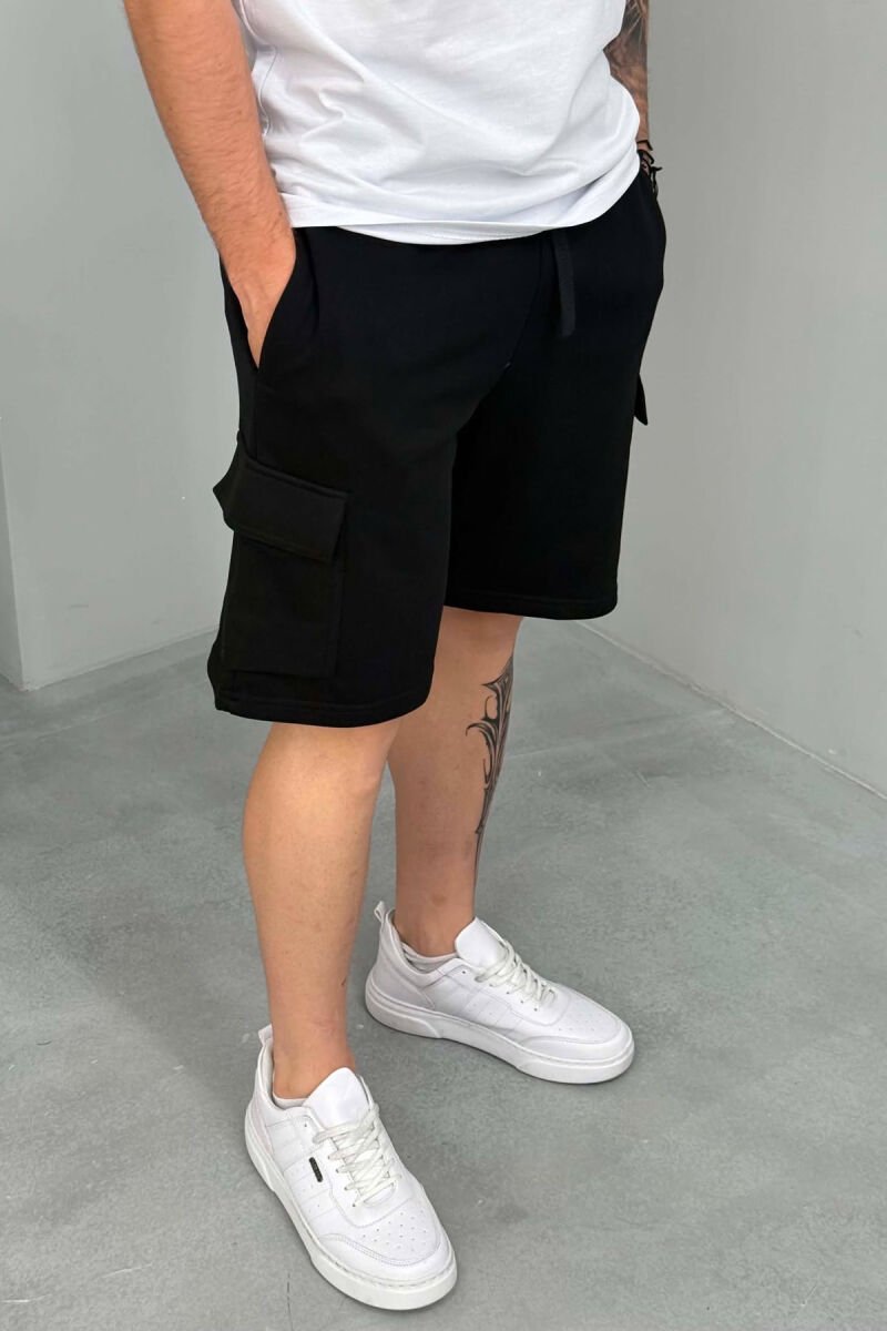 POCKETS DETAIL ONE COLOR MEN SHORT SWEATPANTS BLACK/ E ZEZE - 2