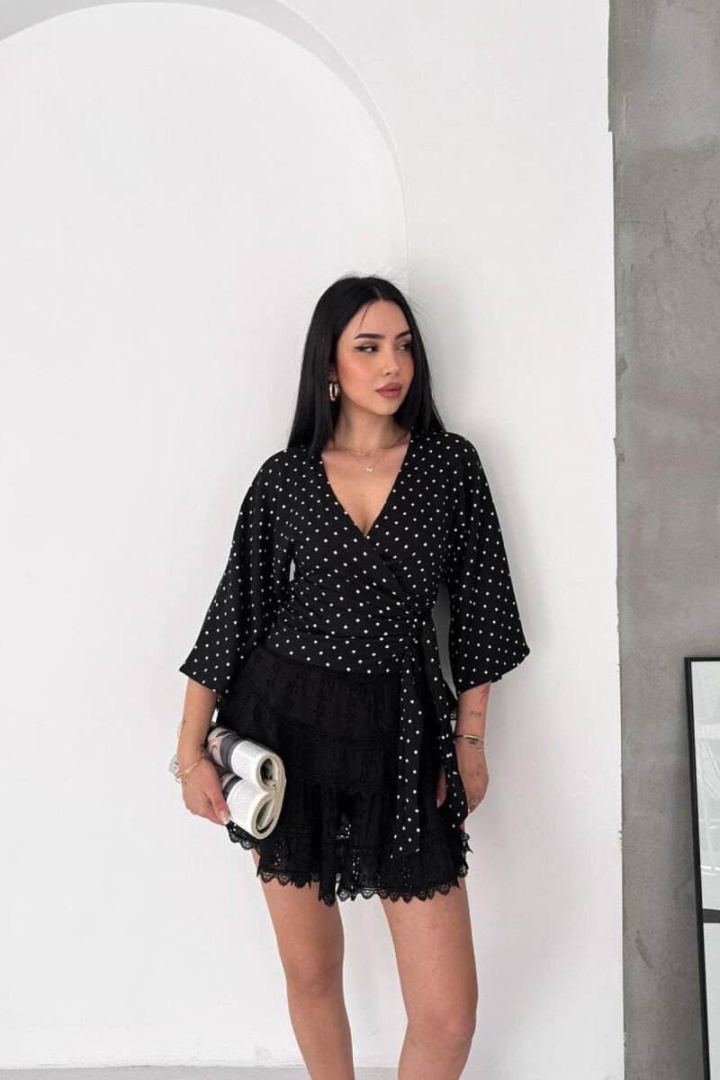 POLKA DOTS V NECK WOMAN SHIRT BLACK/ E ZEZE - 1