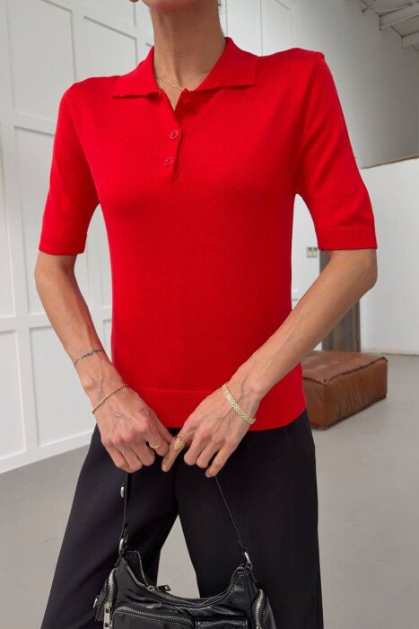 T-SHIRT ME JAKE POLO PER FEMRA NE NGJYRE TE KUQE 