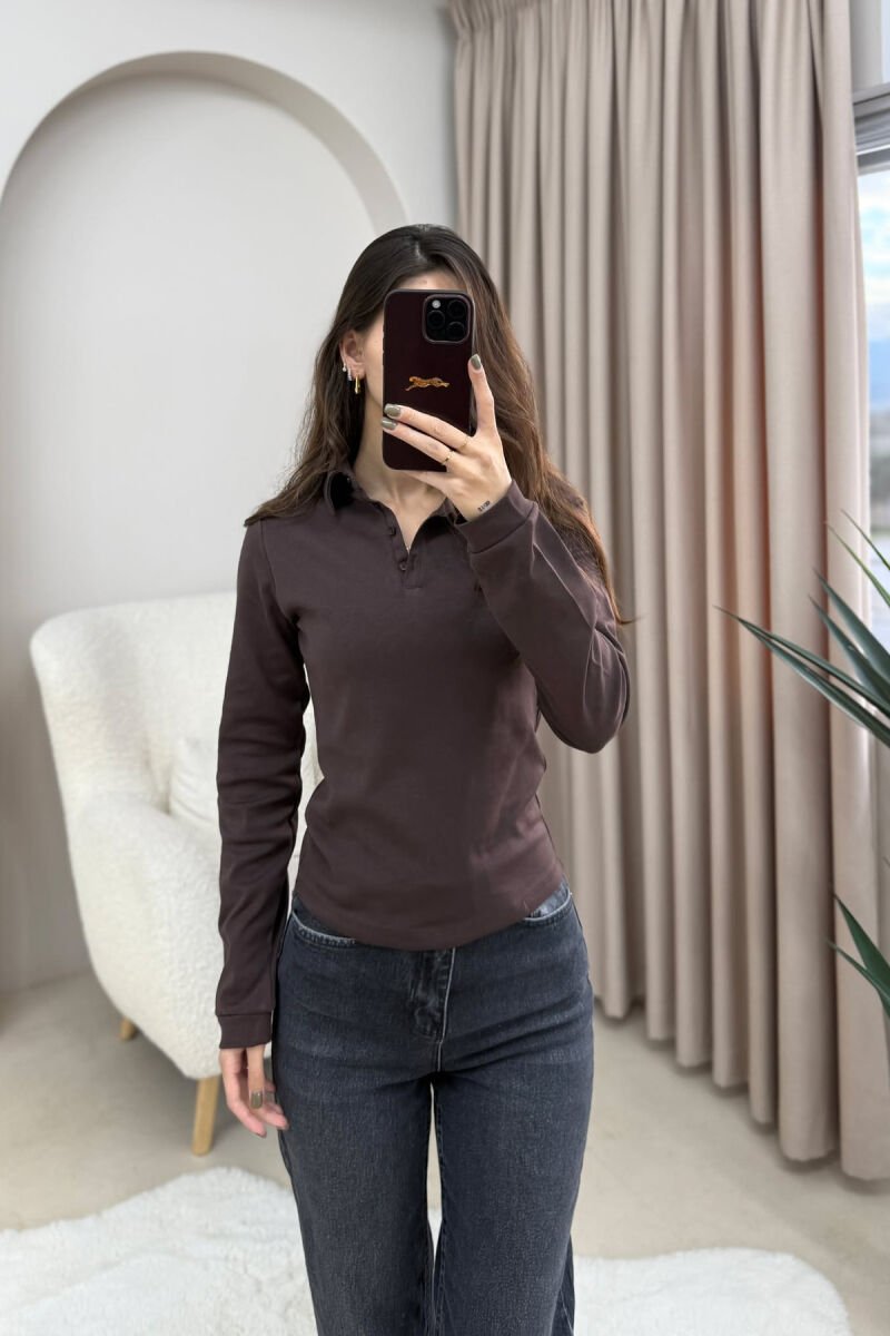POLO NECK BUTTONS WOMEN SWEATSHIRT DARK BROWN/KAE - 3
