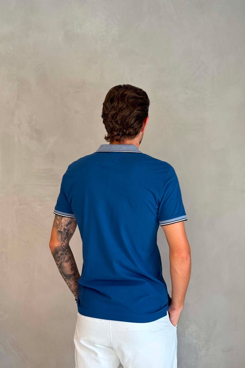 POLO NECK ONE COLOR MEN T-SHIRT BLUE/BLU - 4