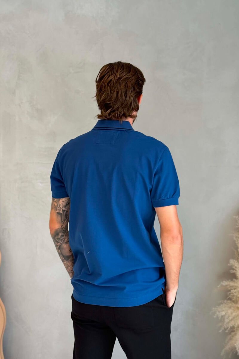 POLO NECK ONE COLOR MEN T-SHIRT BLUE/BLU - 2