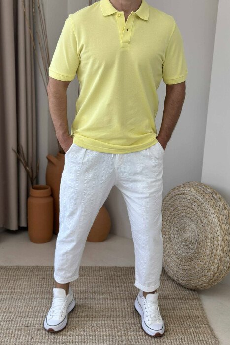 T-SHIRT NJË NGJYRËSH ME JAKË POLO PËR MESHKUJ NË NGJYRËN E VERDHË 