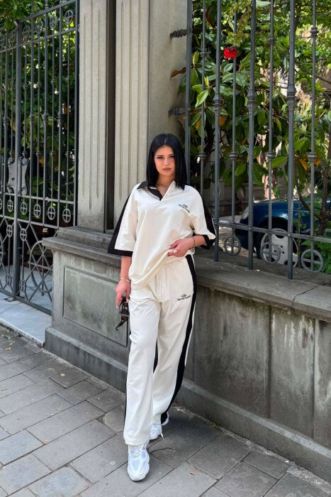 POLO NECK WRITTINGS T-SHIRT + SWEATPANTS WOMAN SET CREAM/KREM - KLAUDIO FASHION