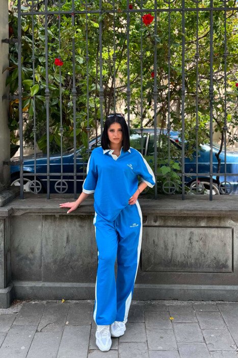 POLO NECK WRITTINGS T-SHIRT + SWEATPANTS WOMAN SET LIGHTBLUE/BZ - KLAUDIO FASHION