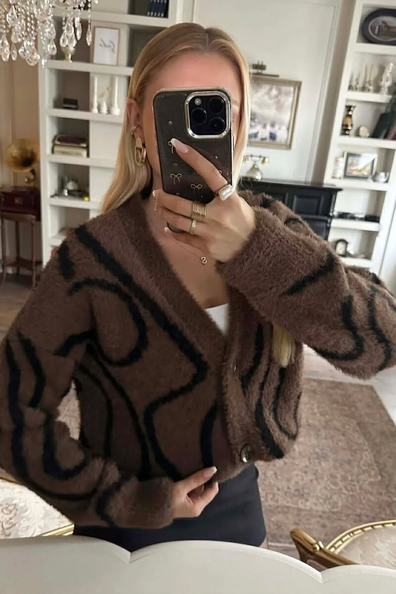PULOVER E THURRUR ME BUTONA PER FEMRA NE NGJYRE KAFE - 2