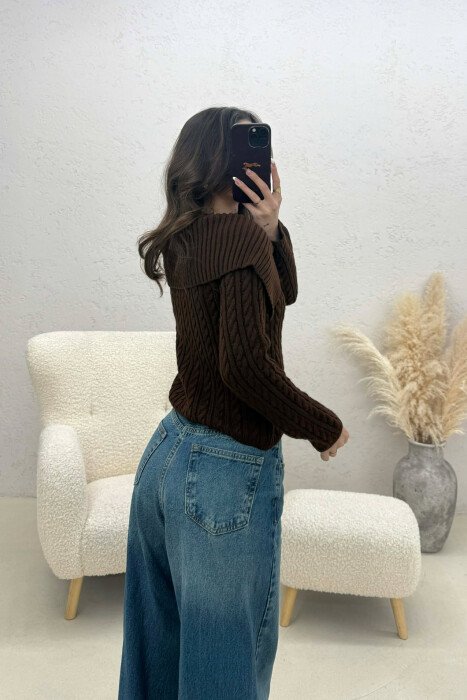 PULOVER E THURRUR NJE NGJYRESHE ME ZINXHIR PER FEMRA NE NGJYRE KAFE - 4