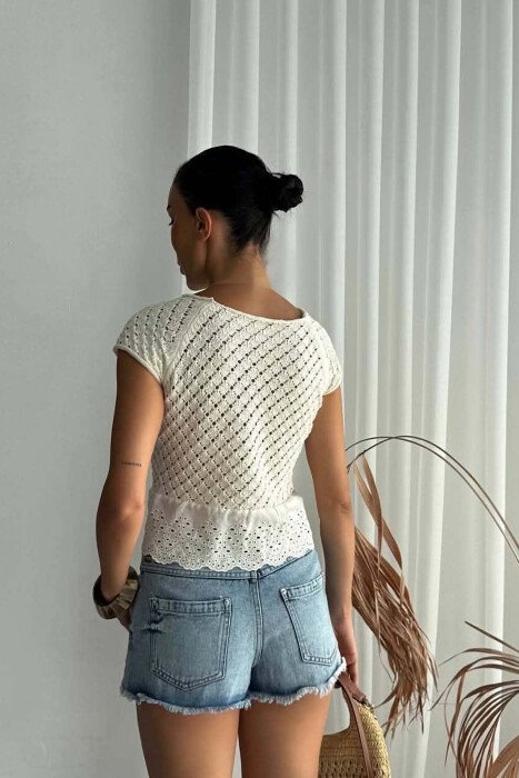 PULOVER ME DETAJ DANTELLE PER FEMRA NE NGJYRE KREM - 3
