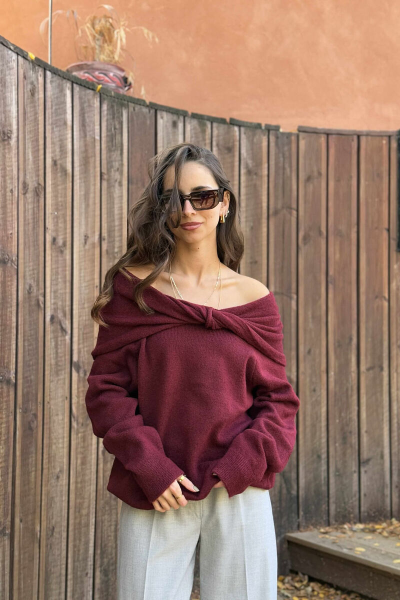 PULOVËR ME SUPE JASHTË PËR FEMRA NË NGJYRË VISHNJË - 2