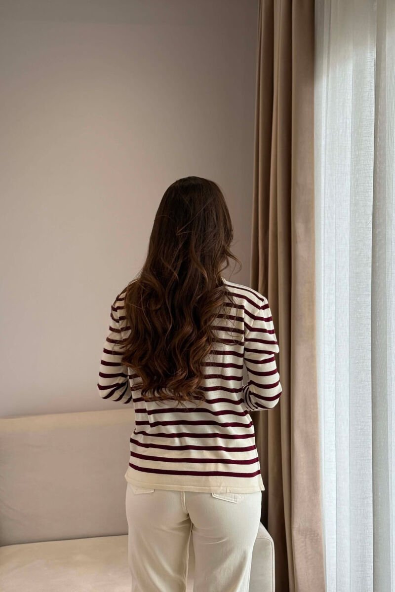 PULOVER ME VIJA DHE BUTONA PER FEMRA NE NGJYRE VISHNJE - 3