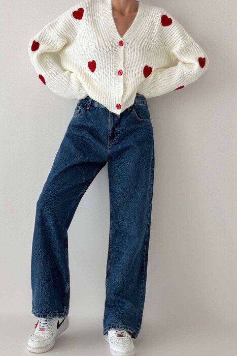 PULOVËR ME ZEMRA PËR FEMRA NË NGJYRËN E BARDHË - KLAUDIO FASHION