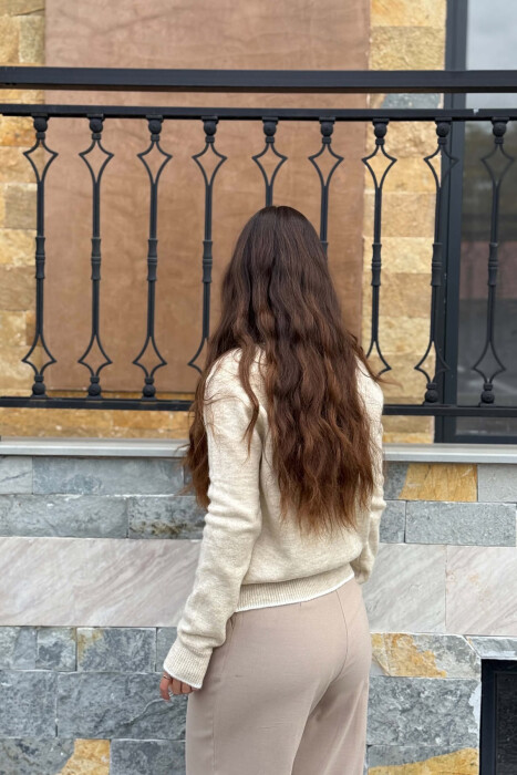 PULOVER NJE NGJYRESHE ME DETAJ FJONGOSH PER FEMRA NE NGJYRE KREM - 2