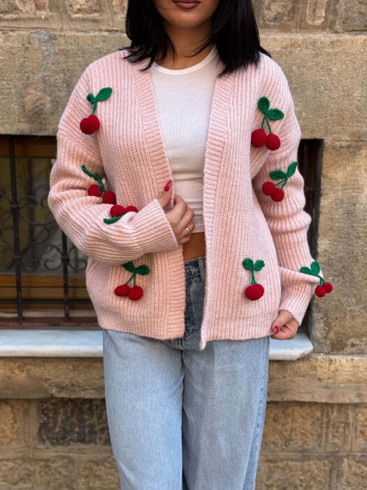 PULOVER NJE NGJYRESHE ME DETAJIN E QERSHIVE PER FEMRA NE NGJYRE ROZE - 2