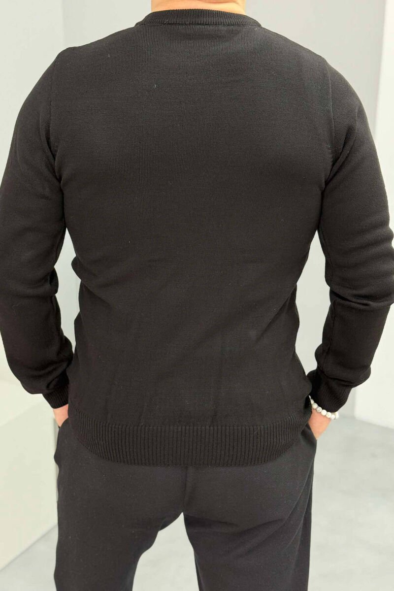 PULOVËR NJË NGJYRËSHE PËR MESHKUJ NË NGJYRËN E ZEZË - 3
