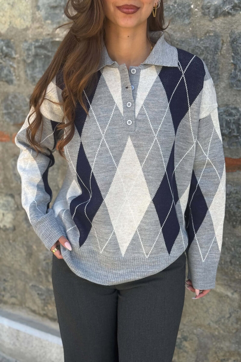RHOMBUS DESIGN POLO BUTTONED NECK WOMEN SWEATER LIGHT GREY/GZ - 4